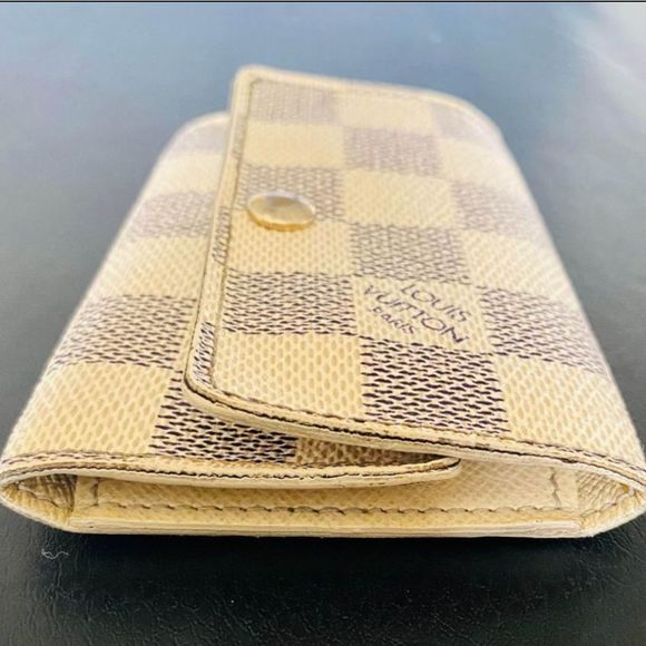 LOUIS VUITTON DAMIER AZUR MUTICLES KEY CASE WALLET. - Picture 4 of 9